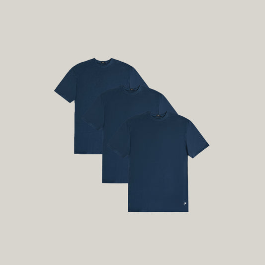 cumulus tshirt model Tyler in deep sea