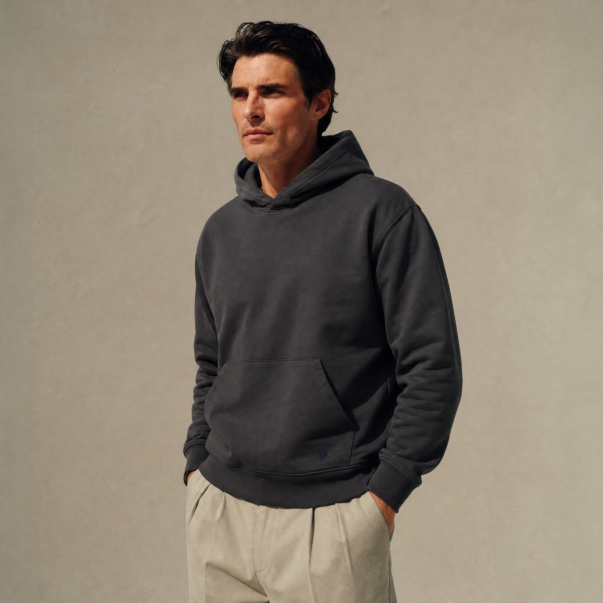 Terry Fleece Court Hoodie model Matteo in Smoke