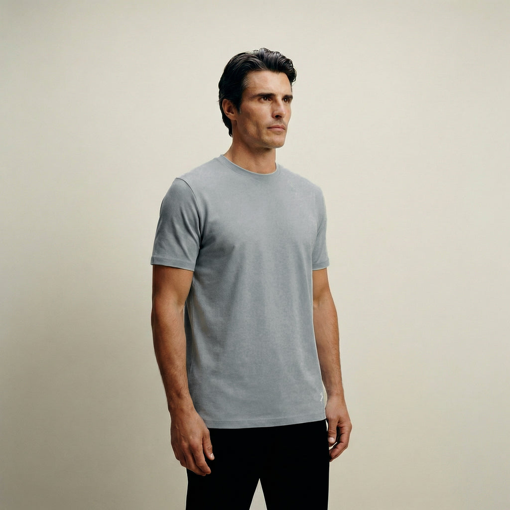 french terry blue gray t-shirt model matteo in vapor