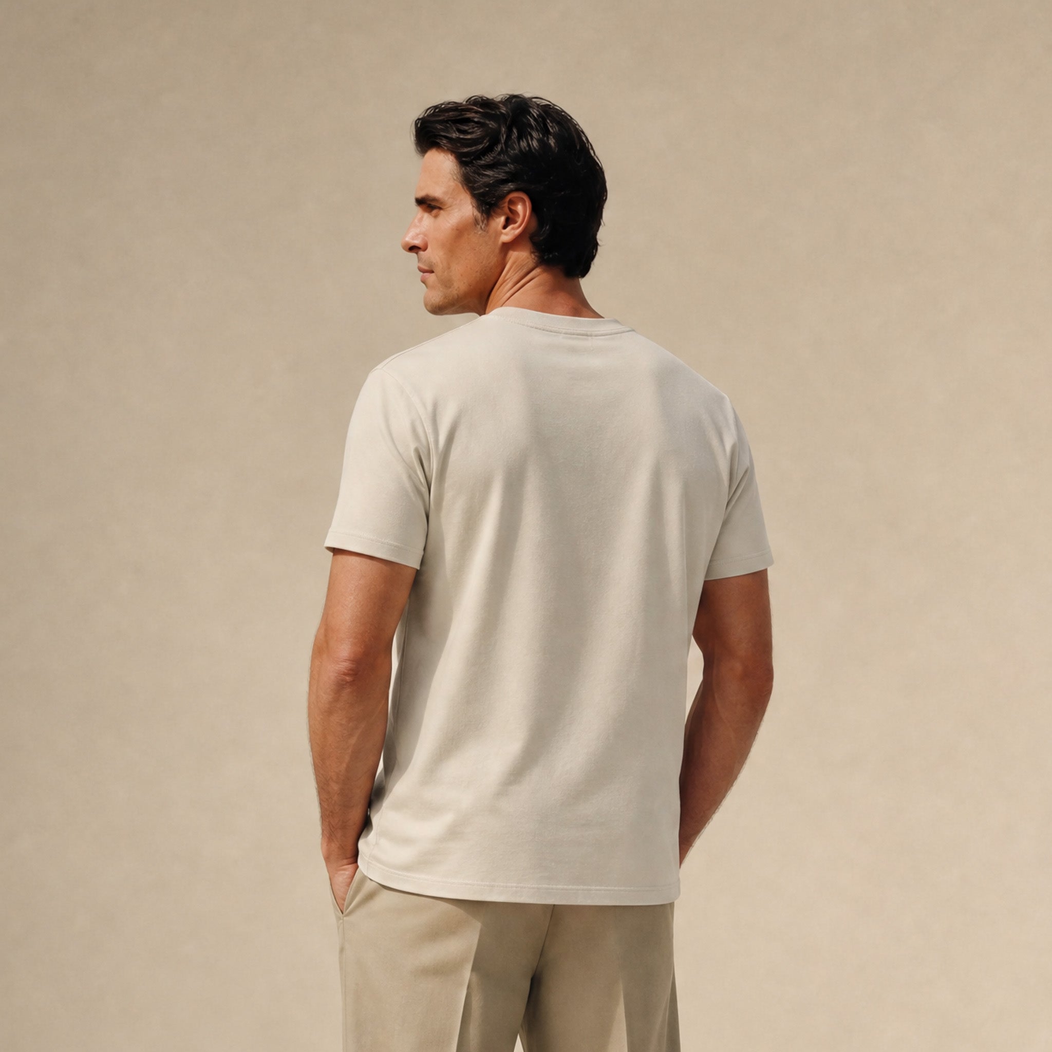 Cumulus Crew Pocket T-Shirt model Matteo in Villa Stone