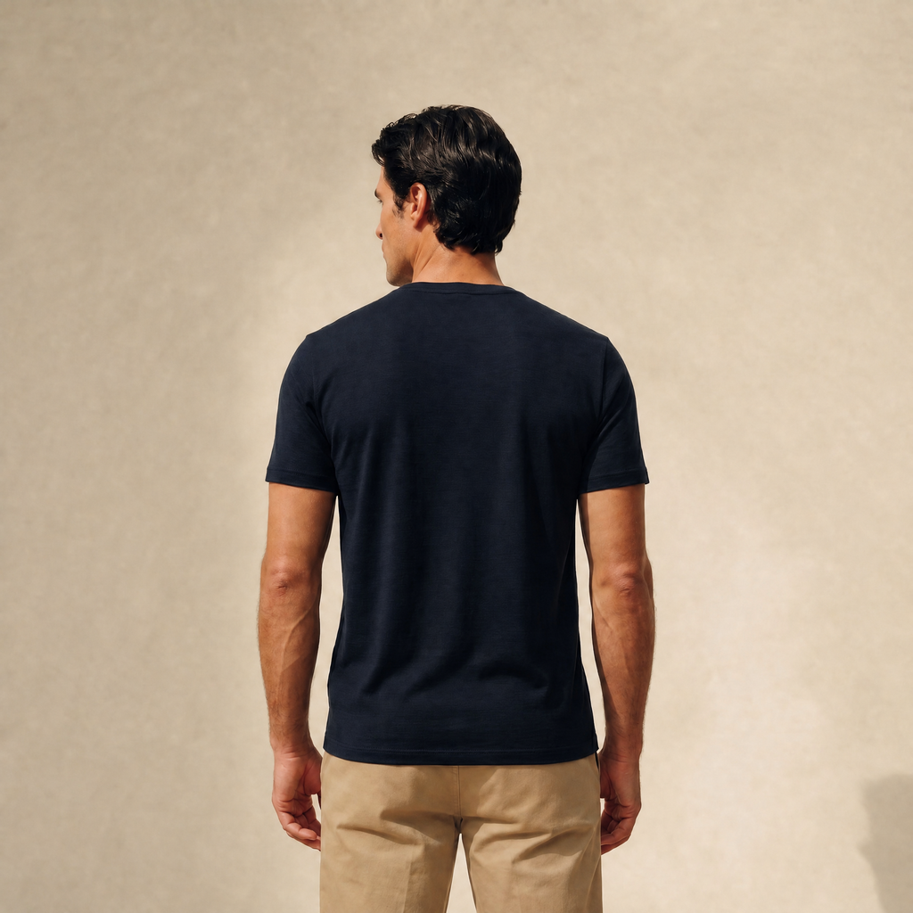 Tags:(6’2" - 180 lbs|Large) Custom t-shirt tee model Matteo in Dark Navy