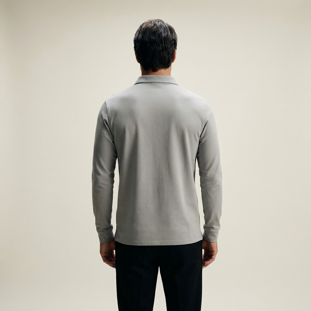 Tags:(6’2" - 180 lbs|Large) Custom t-shirt tee model Kive in Frost Gray