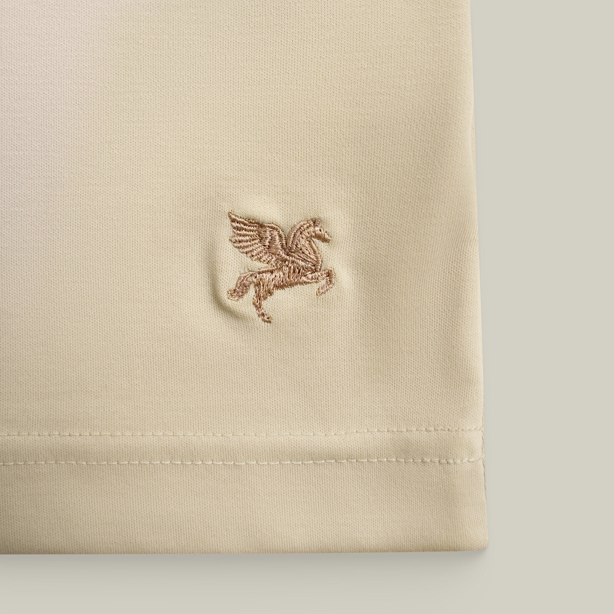 Pima Reserve Long Sleeve T-Shirt model Matteo in Beige