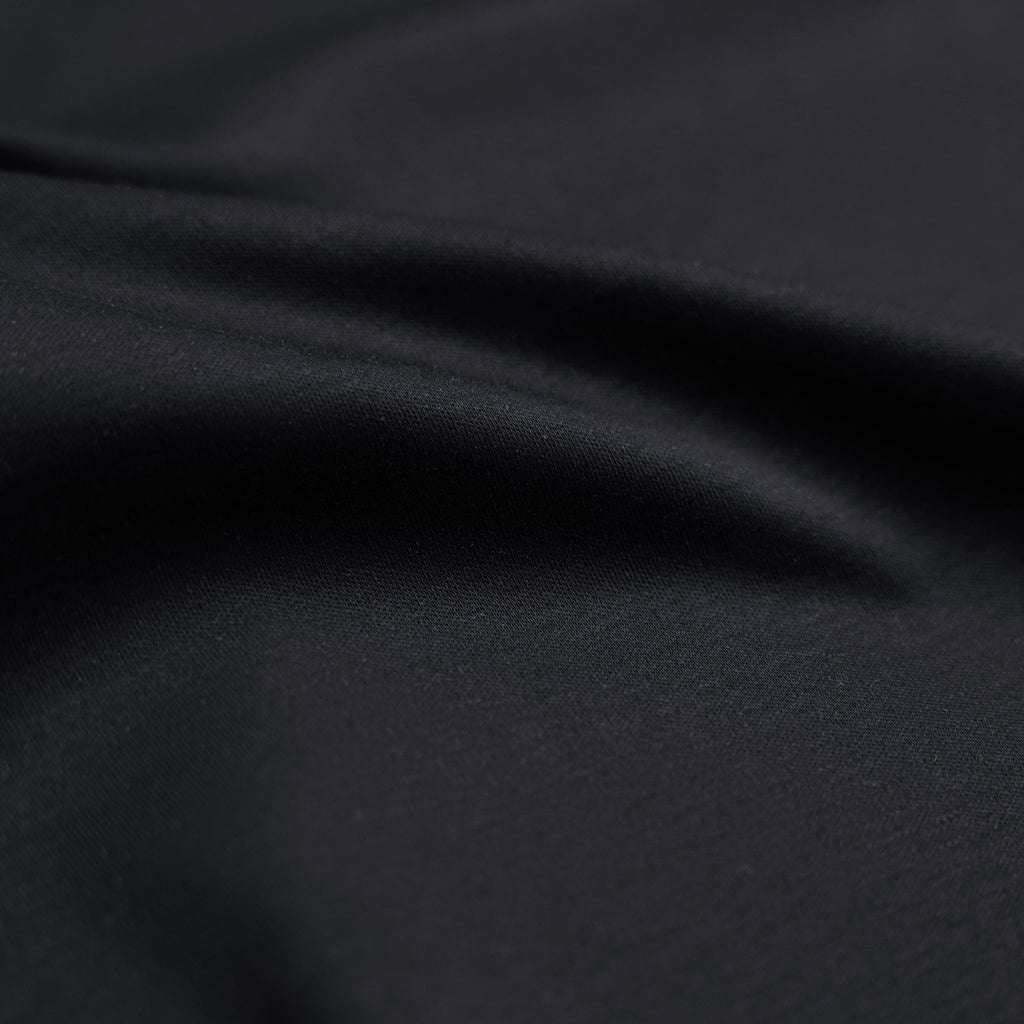 Pima Reserve Long Sleeve T-Shirt model Matteo in Black