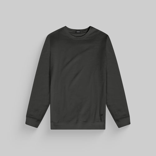 Tags:(6'0" - 180 lbs|Medium) custom pullover model Tyler in Smoke