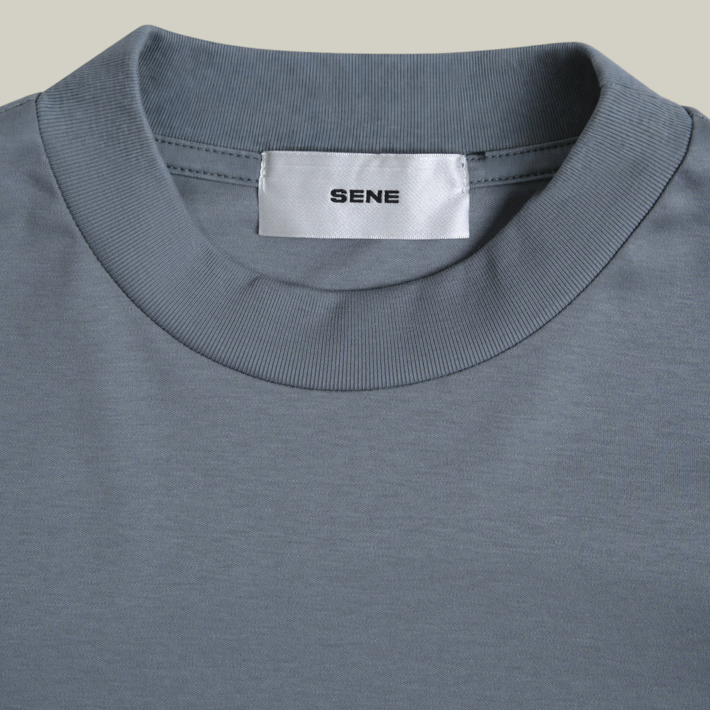 Pima Reserve Mock Neck T-Shirt model Guillermo in Steel