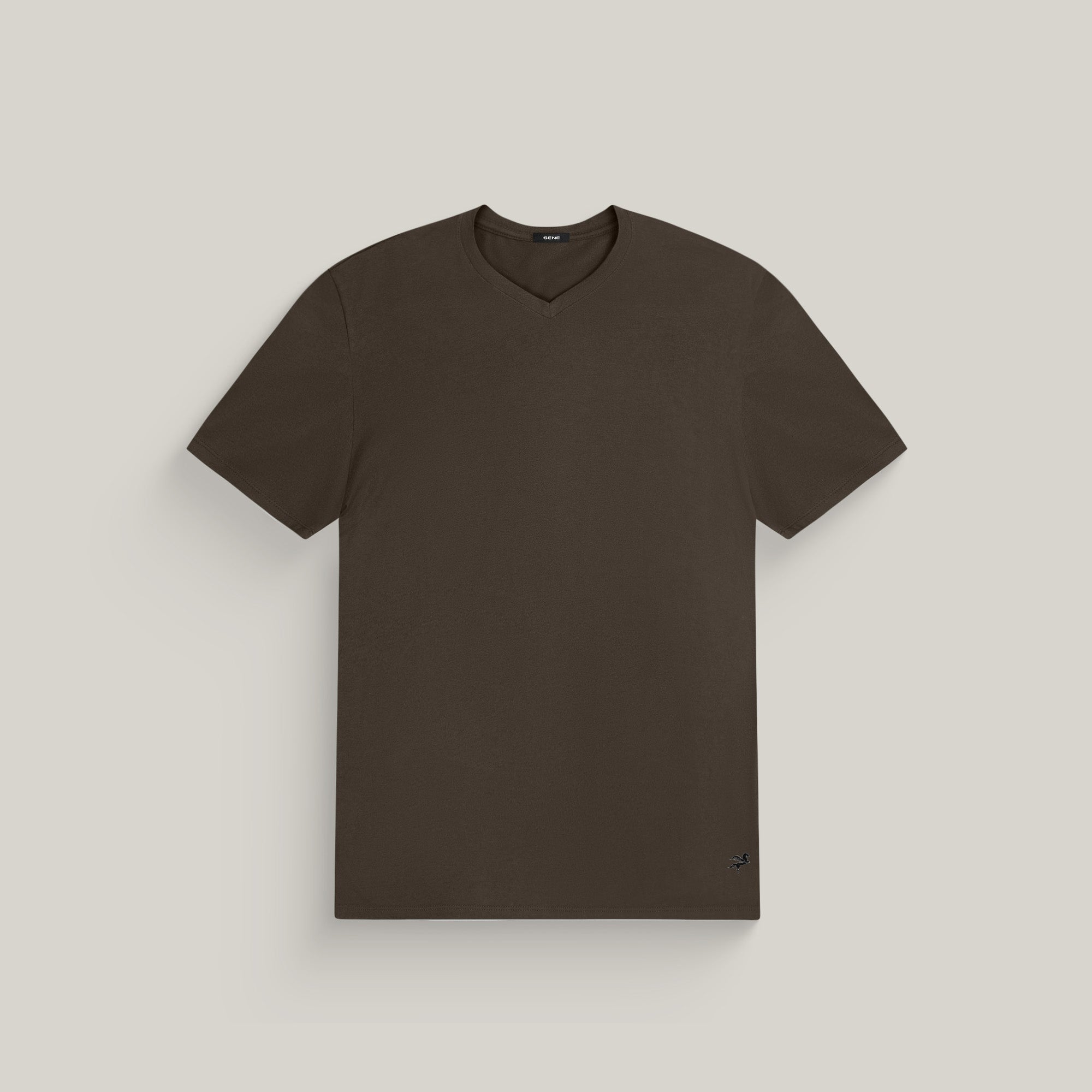 Cloud V-Neck T-Shirt model John in Umber