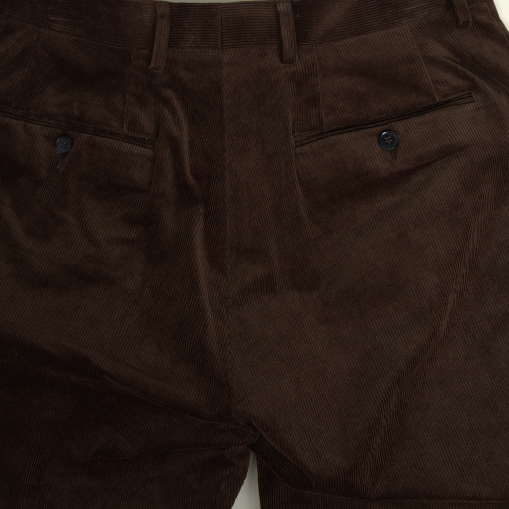 Ford Corduroy Straight Trousers model Tyler in Mahogany