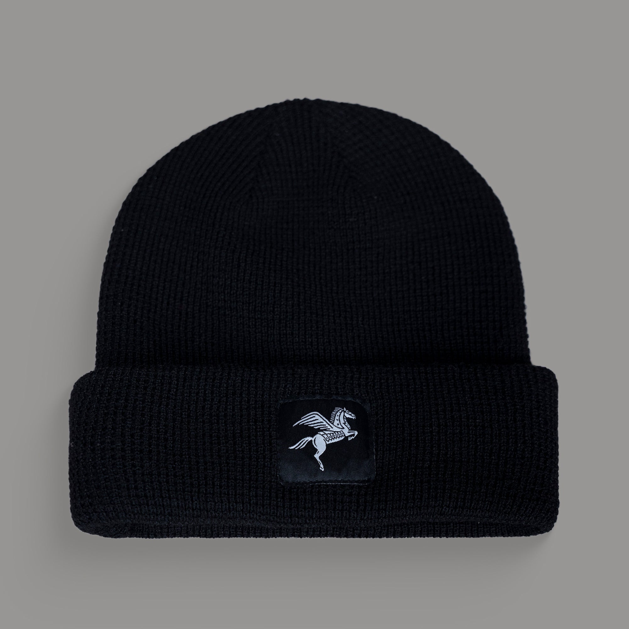 Sene hat model Tyler in Black