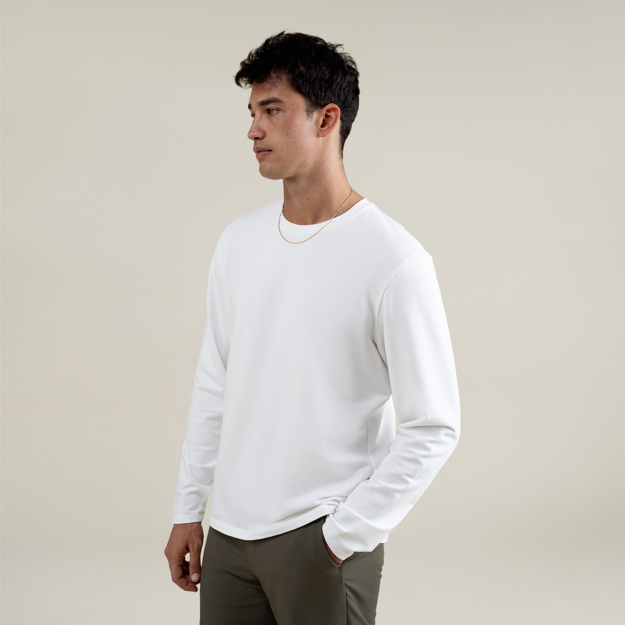 Tags:(Large | 6'1" - 165) Custom t-shirt tee model Jessey in White