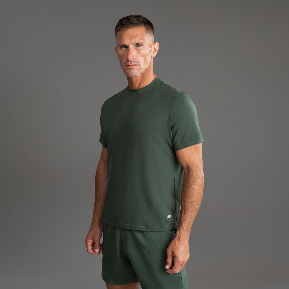 Tags:(6'0" - 180 lbs|Medium|Tailored|Standard) custom t-shirt tee model Tyler in Moss