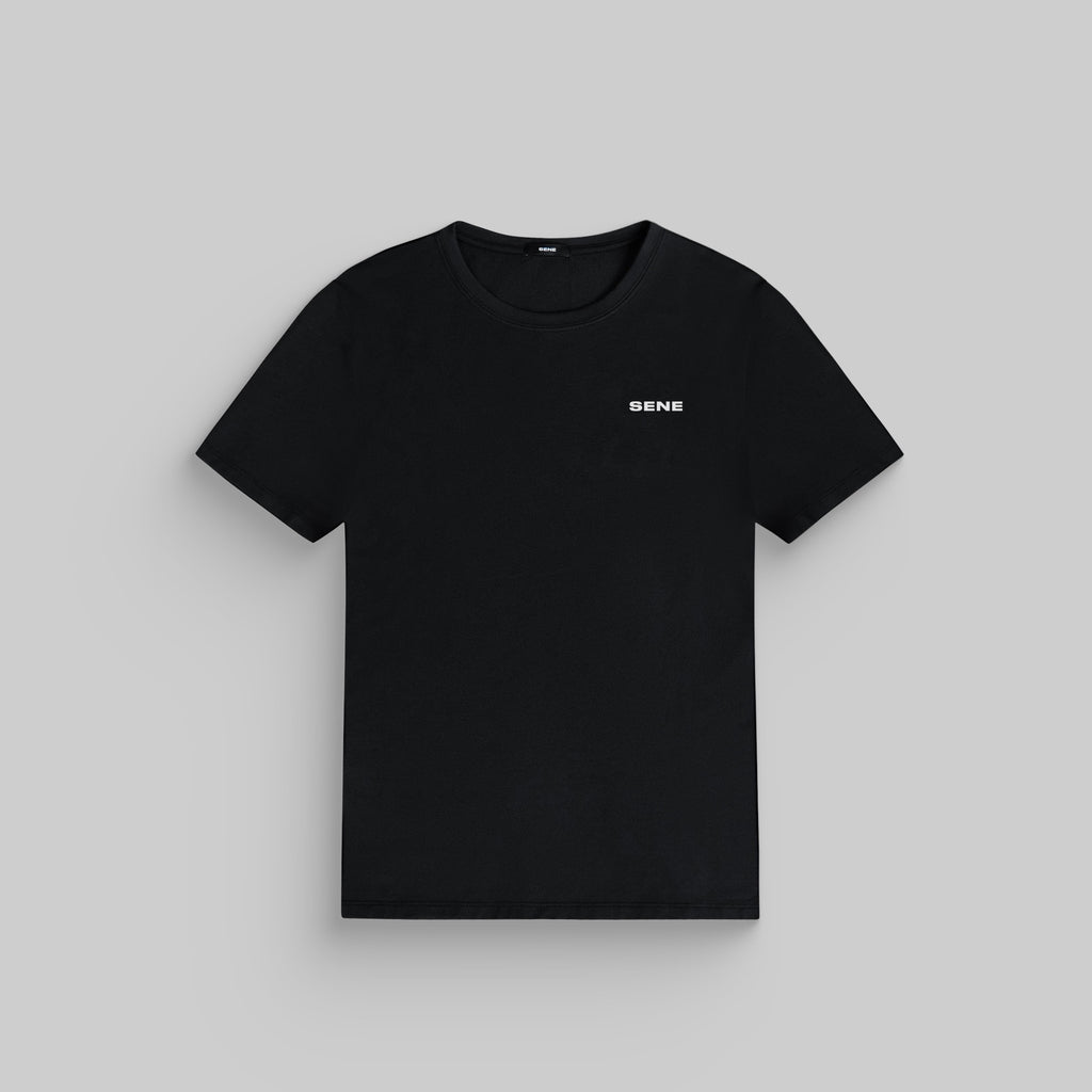 CoolTech Crew T-Shirt model Matteo in Black