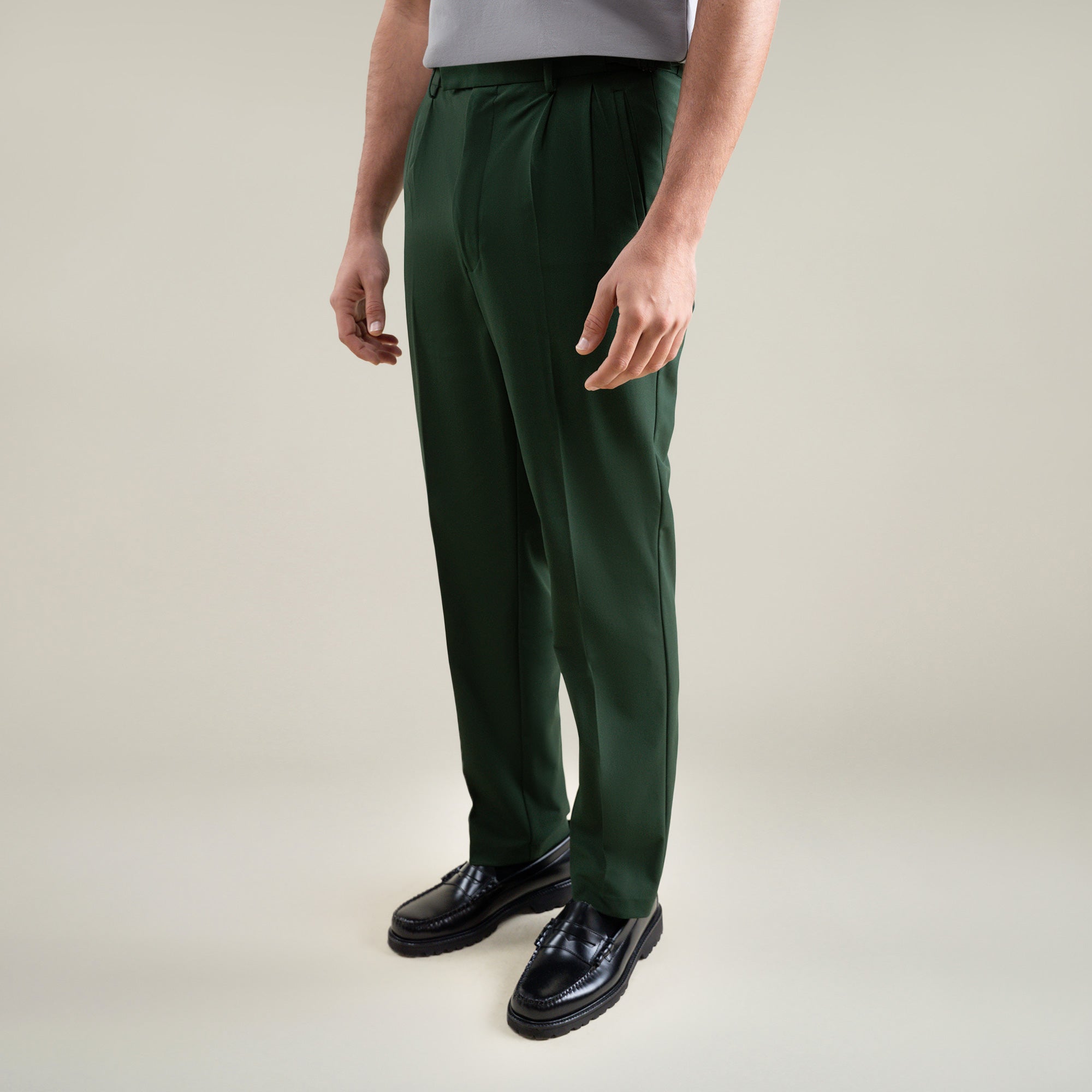 Tags:(6'1"|165) bespoke custom trousers pant chino performance technical model Jessey in Pine Grove
