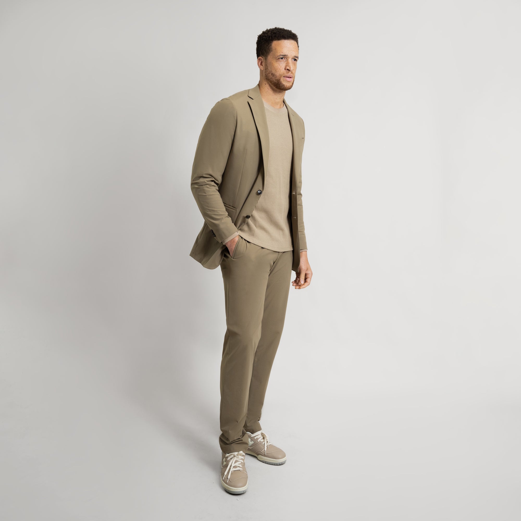 Bespoke custom athleisure technical men's suit los angeles model Glen in Taupe