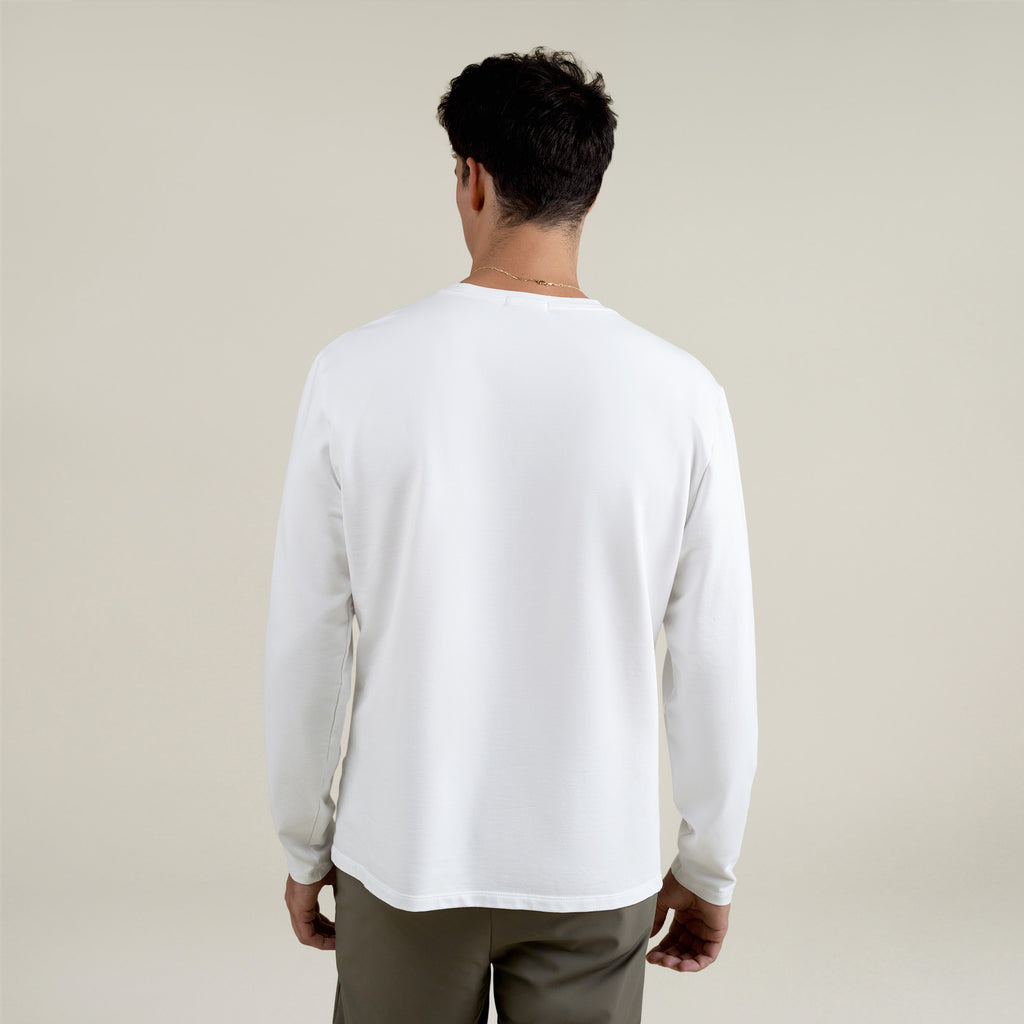 Tags:(Large | 6'1" - 165) Custom t-shirt tee model Jessey in White