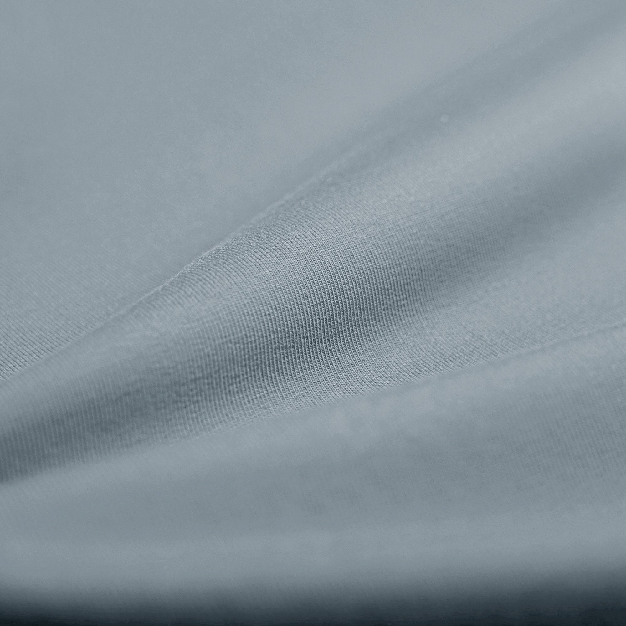 french terry blue gray t-shirt model matteo in vapor