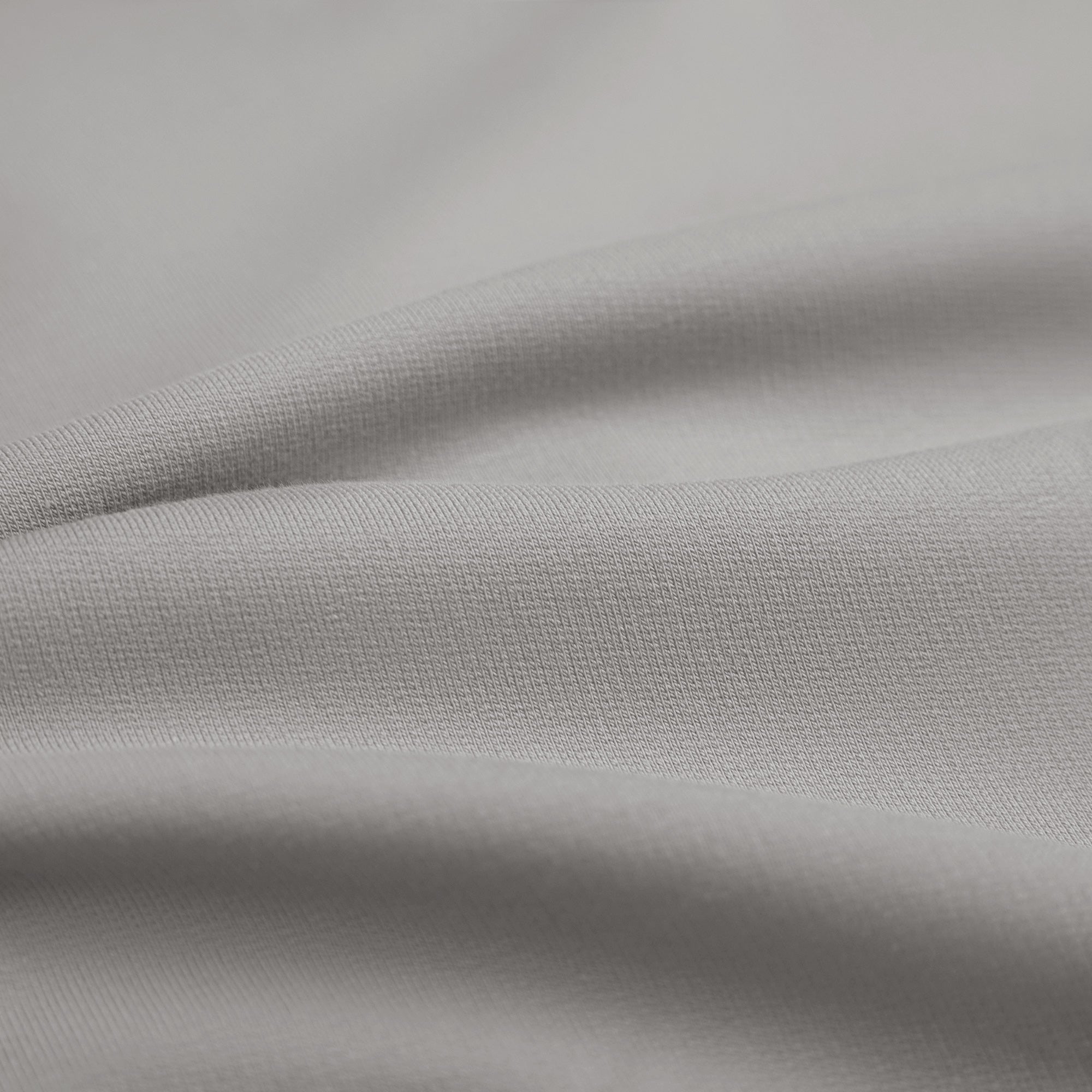 Tags:(6’2" - 180 lbs|Large) Custom t-shirt tee model Kive in Frost Gray