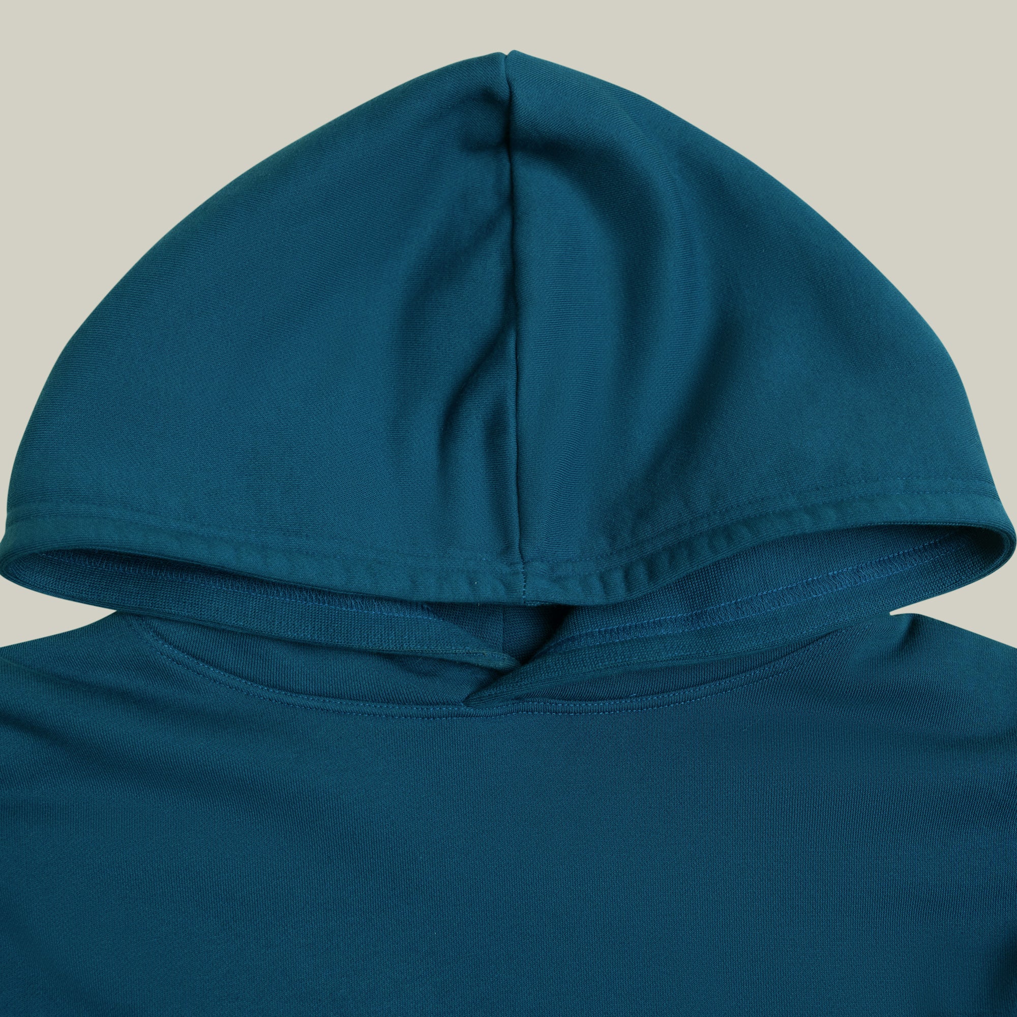 Terry Fleece Court Hoodie model Matteo in Poseidon