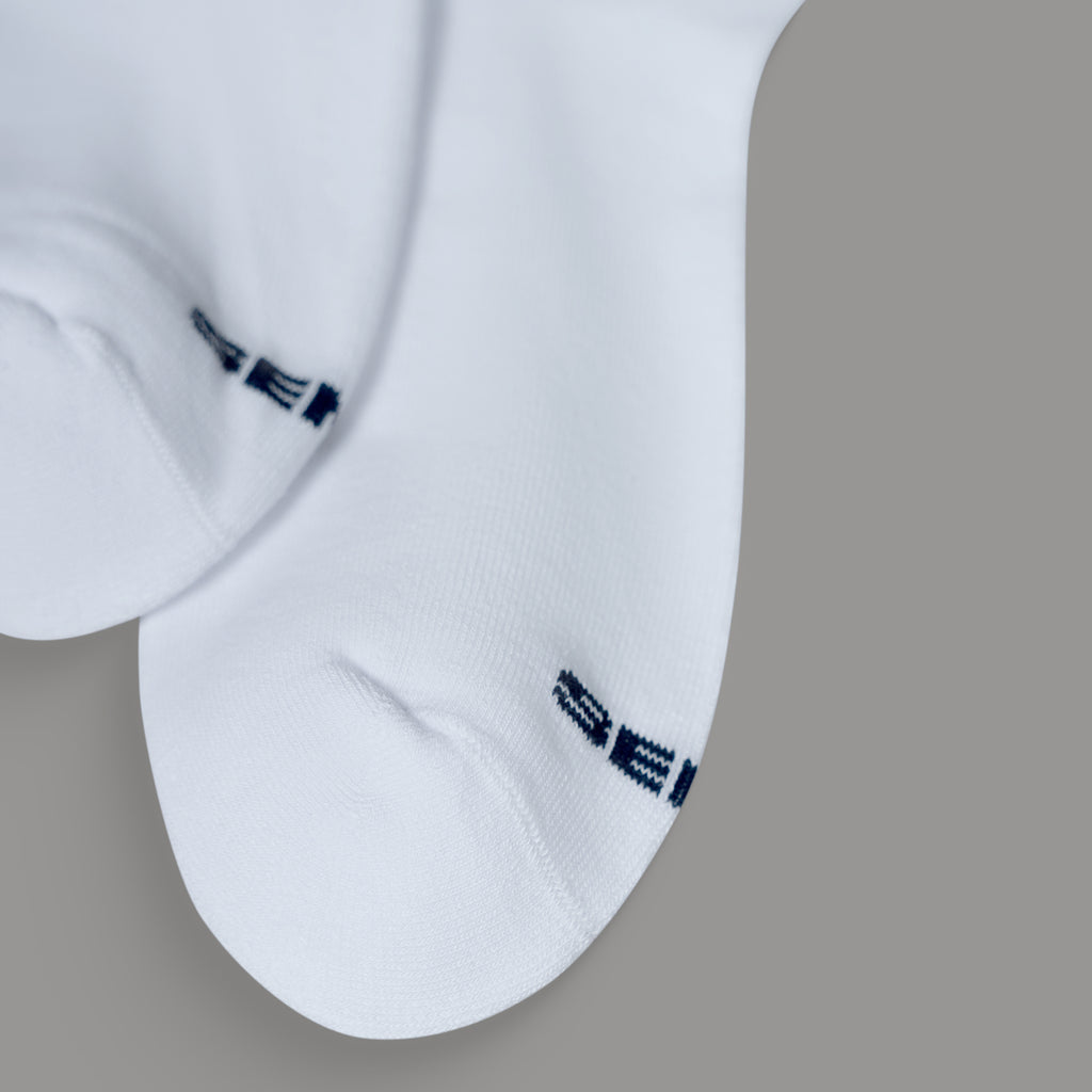 Sene Socks model Tyler in Coastal White