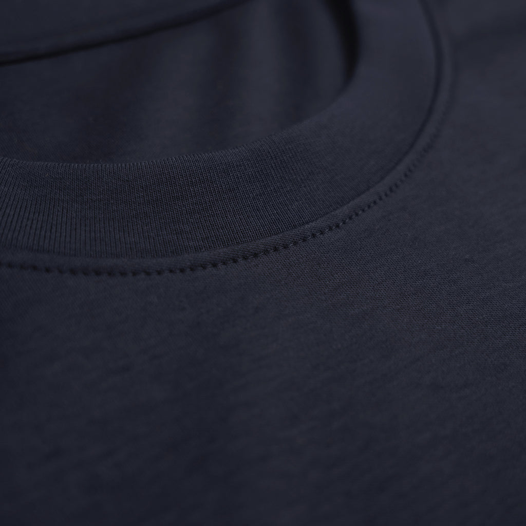 Custom t-shirt model Matteo in Navy