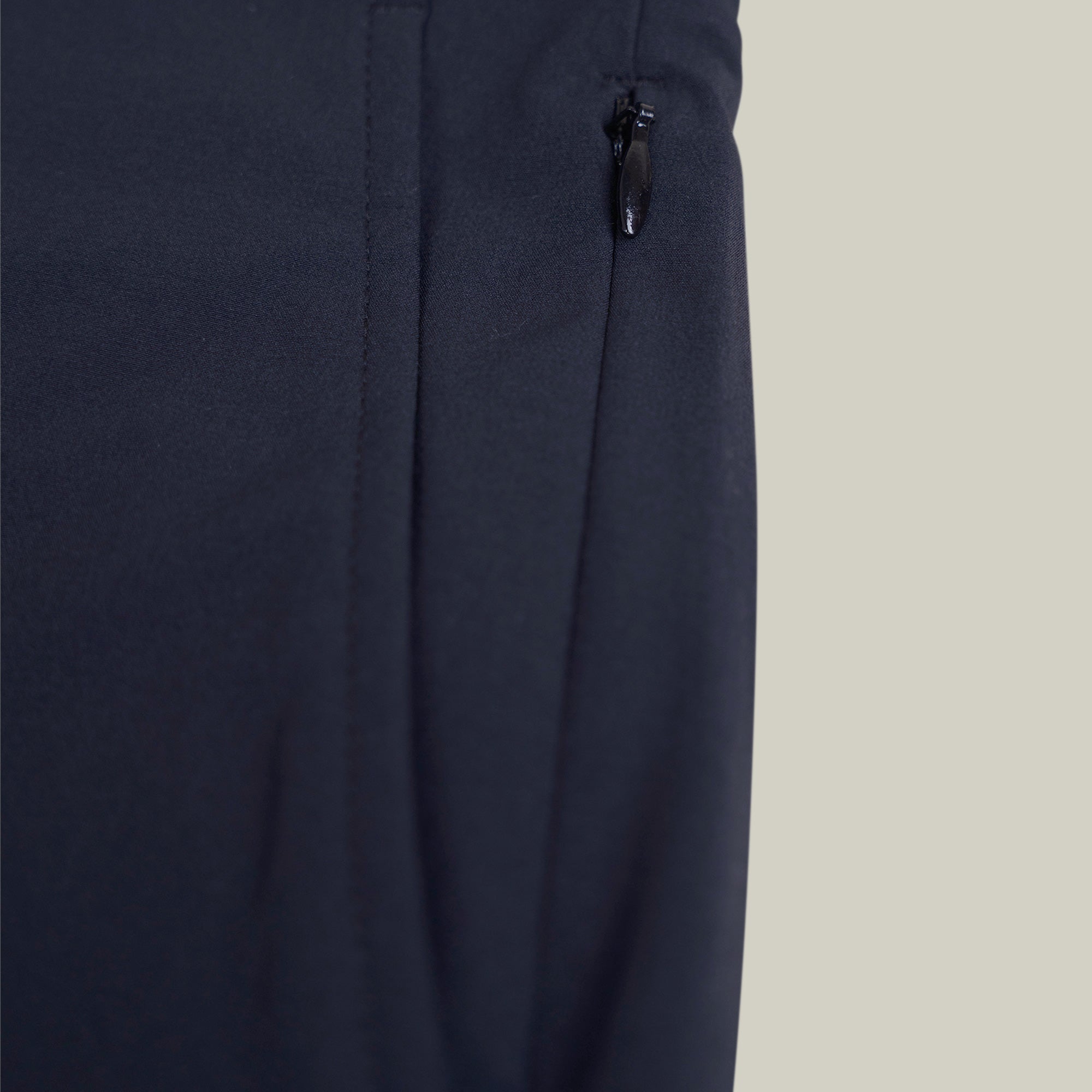 Tags:(Large | 6'1" - 165) Custom Peak Lapel Tuxedo model Jessey in Midnight
