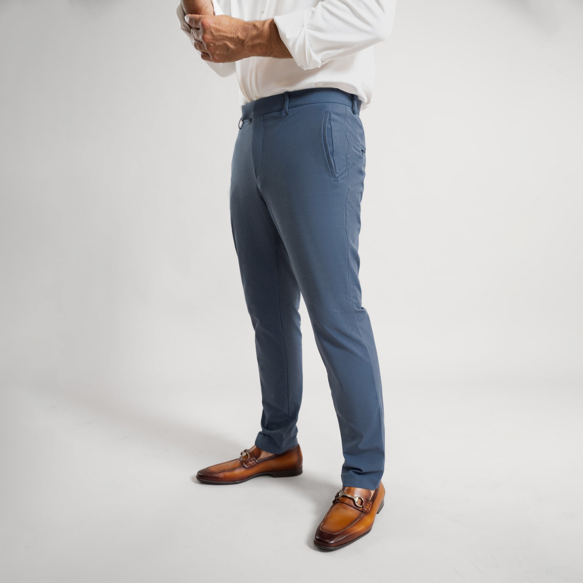 bespoke custom trousers pant chino performance technical model Guillermo in Marina