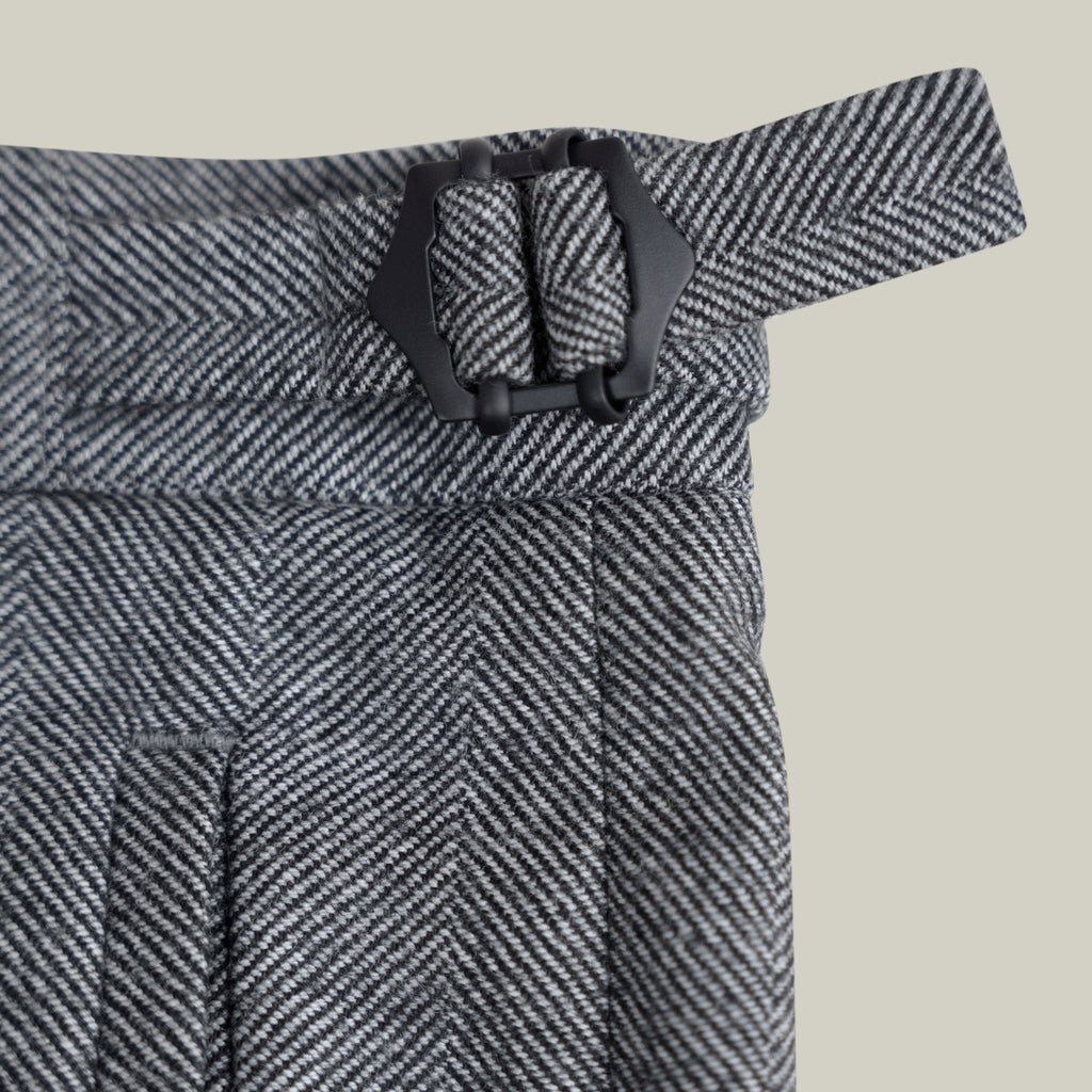 Tags:(6'1"|165) Custom Peak Lapel Tuxedo model Jessey in Gray Herringbone