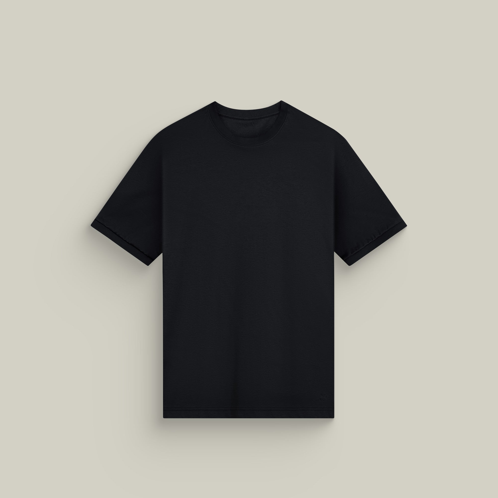 Custom t-shirt model Matteo in Black