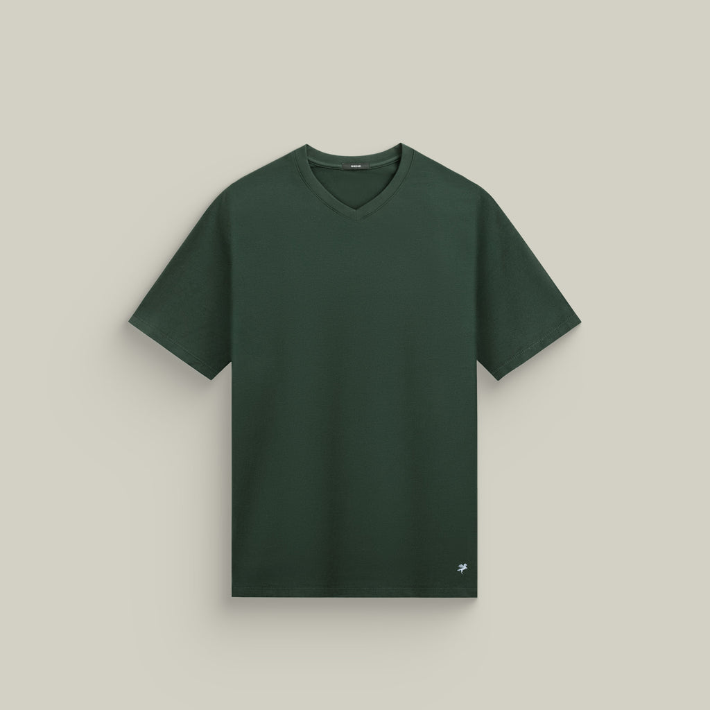 green v-neck T-shirt model Matteo in Pine Grove
