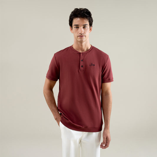 custom t-shirt tee model Jessey in Maroon