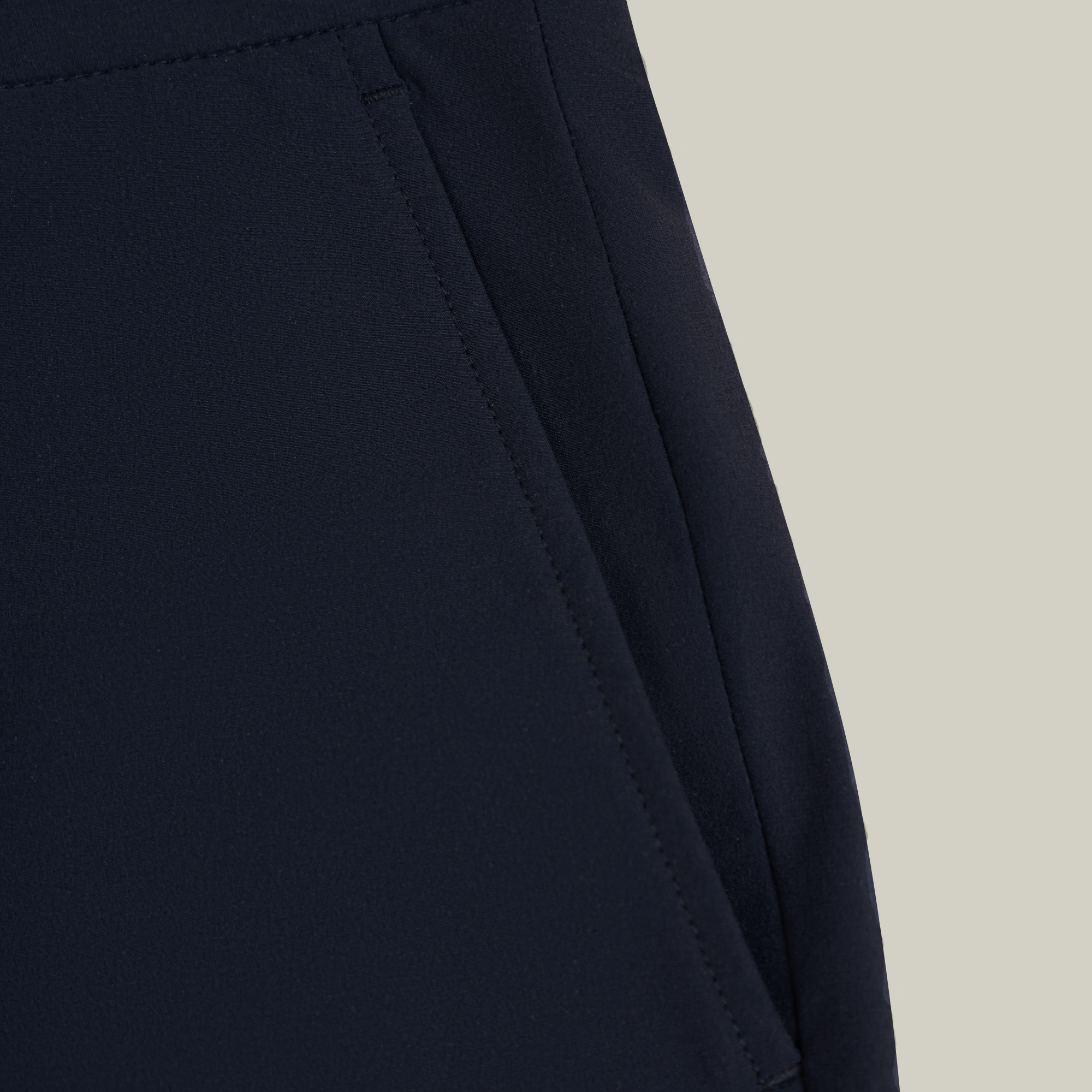 Custom pants model Matteo in Midnight