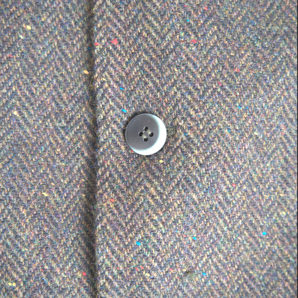 Estate Blazer model Tyler in Smoked Oak Herringbone
