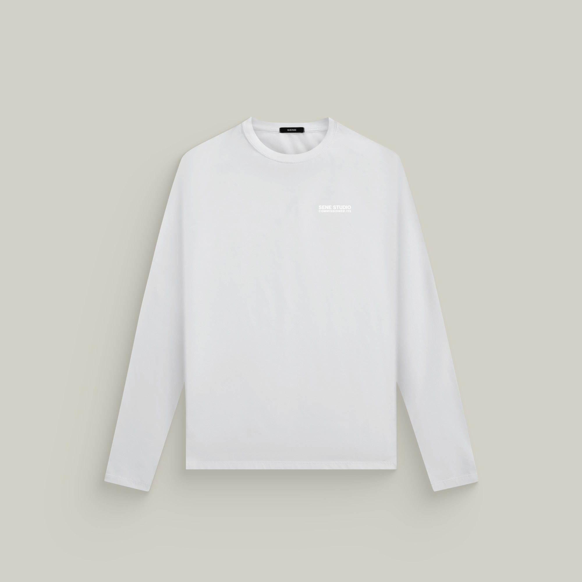 Tags:(Large | 6'1" - 165) Custom t-shirt tee model Jessey in White