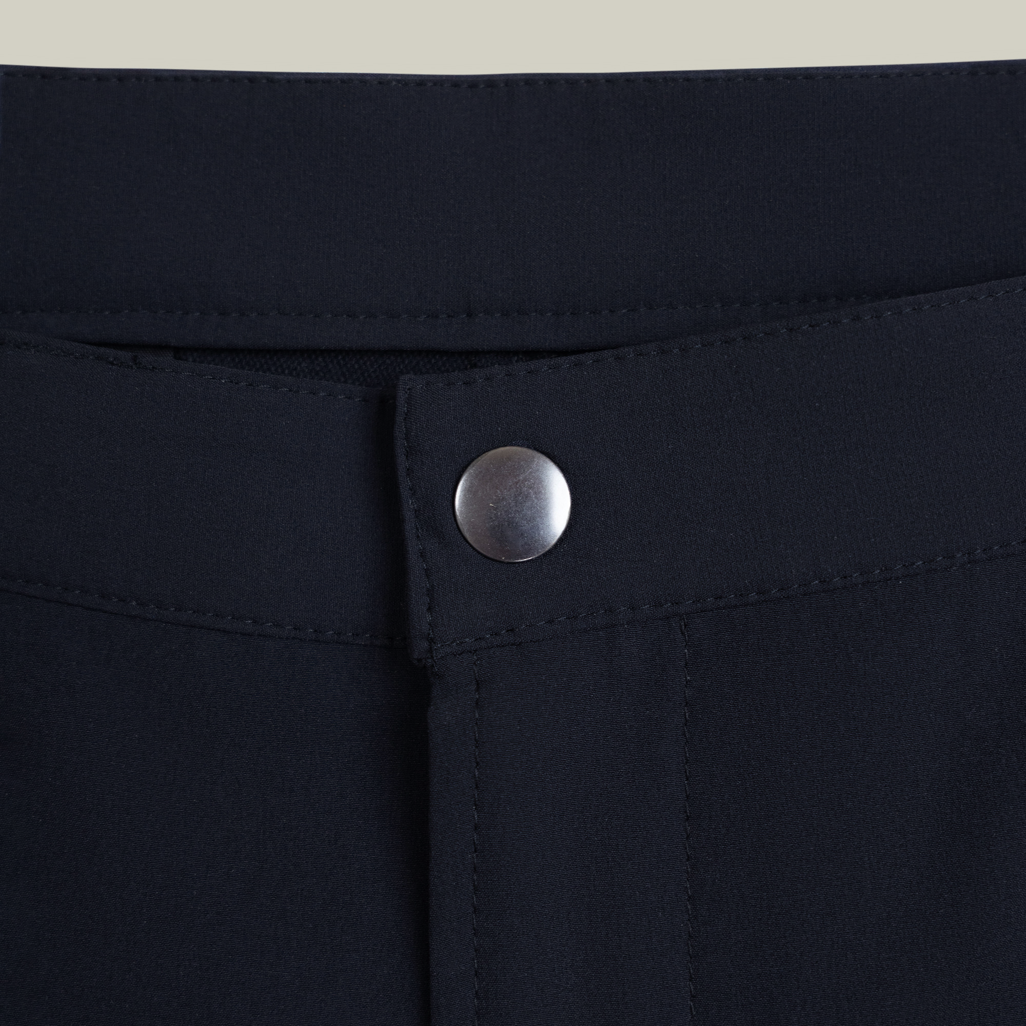 Tags:(6’2" - 180 lbs) Custom shorts model Matteo in Midnight