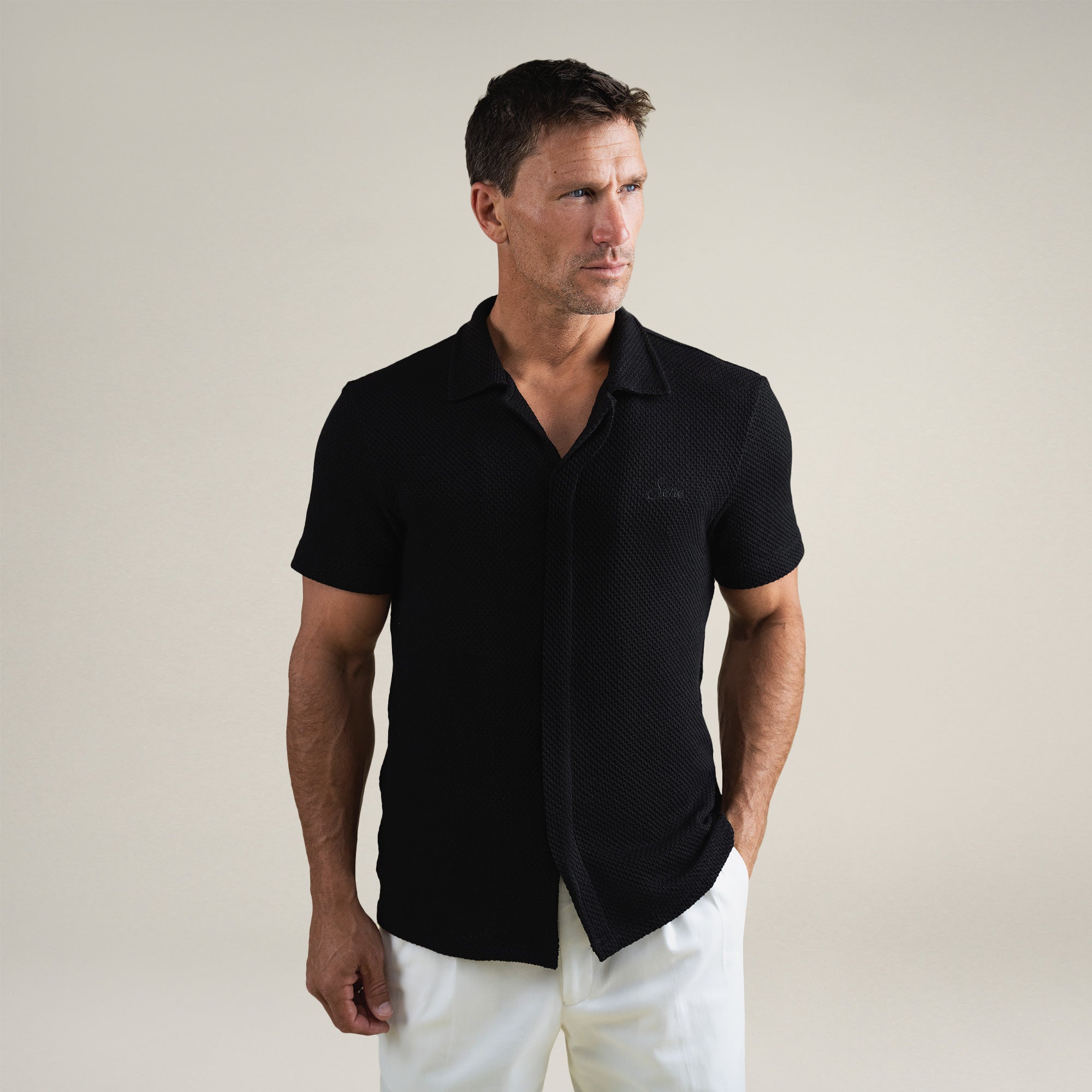 Tags:(6'0" - 180 lbs|Medium) Custom Knit Camp Shirt model Tyler in Black