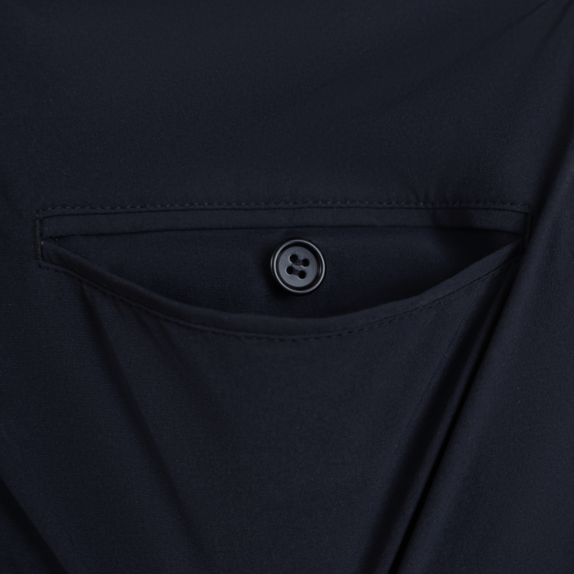Tags:(6’2" - 180 lbs) Custom shorts model Matteo in Midnight