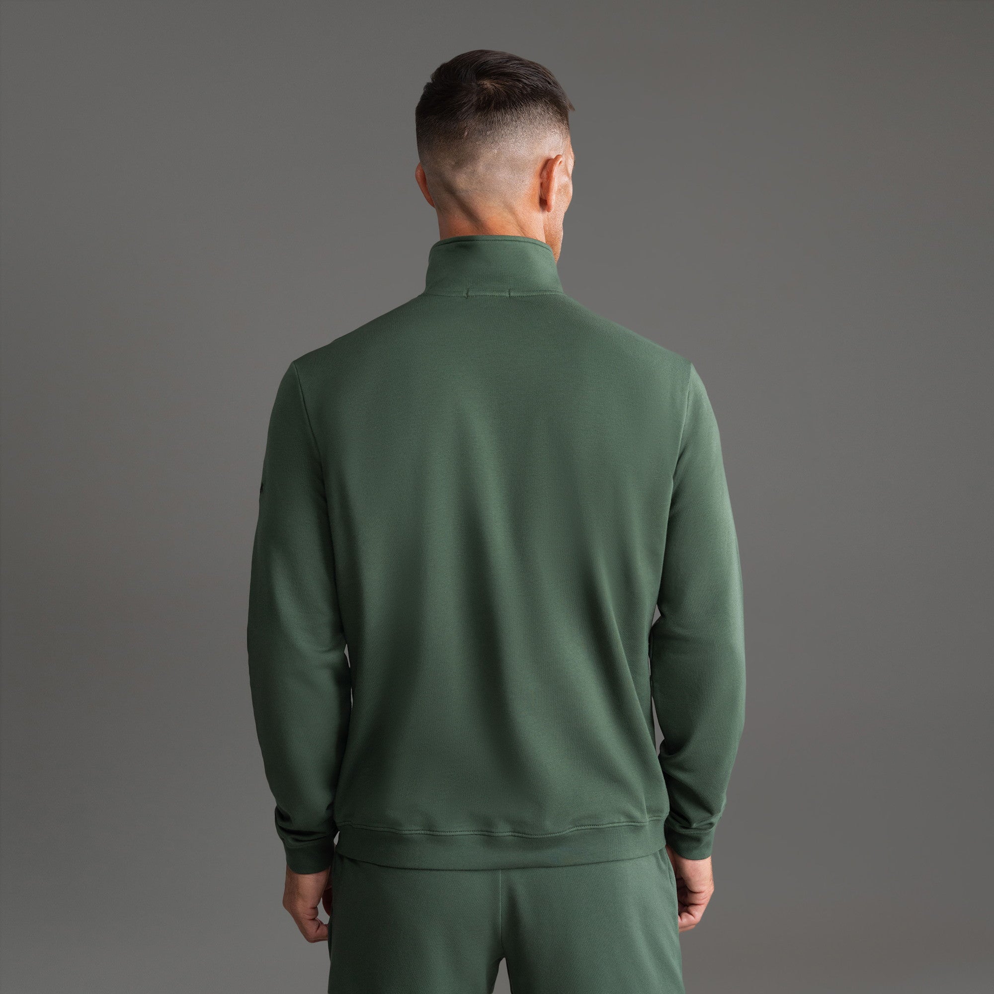 Tags:(6'0" - 180 lbs|Large) custom t-shirt tee model Tyler in Moss