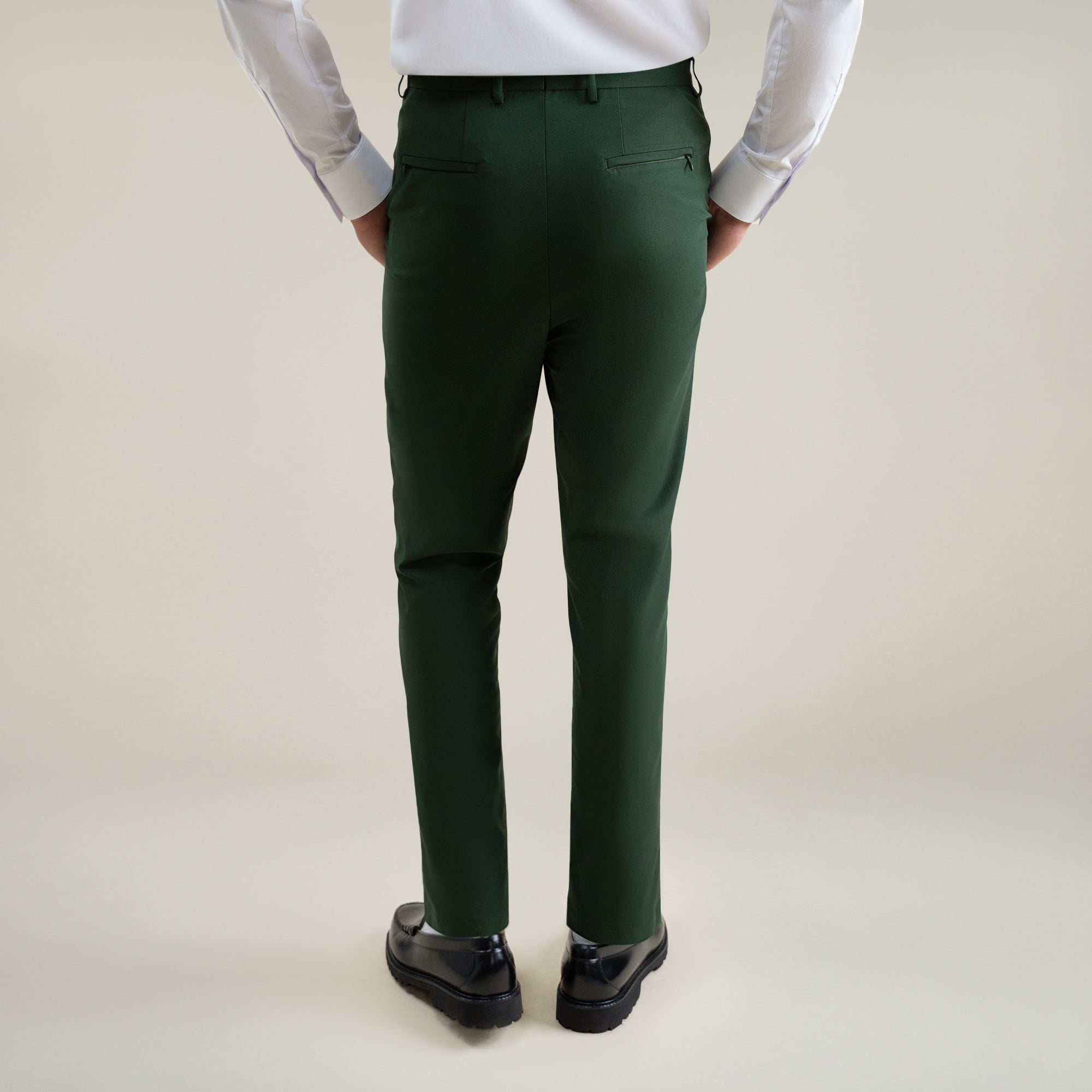 Tags:(6'1"|165) bespoke custom trousers pant chino performance technical model Jessey in Pine Grove