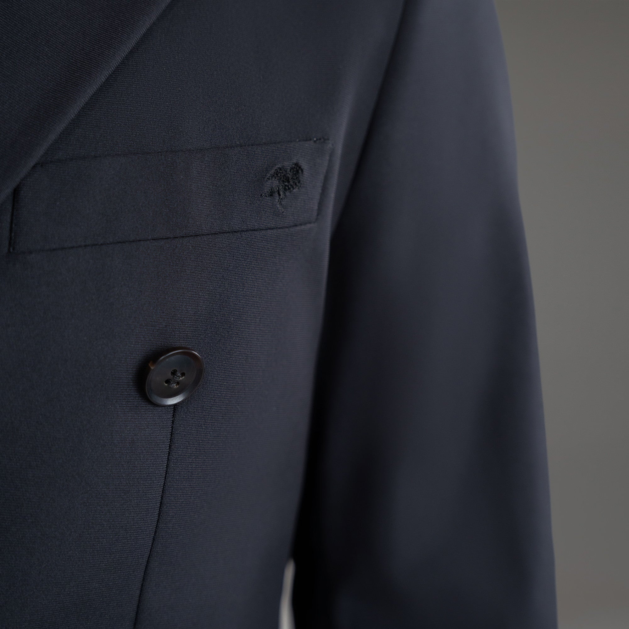 Tags:(6'0"|180 lbs) Bespoke custom linen men's suit los angeles model Tyler in Black