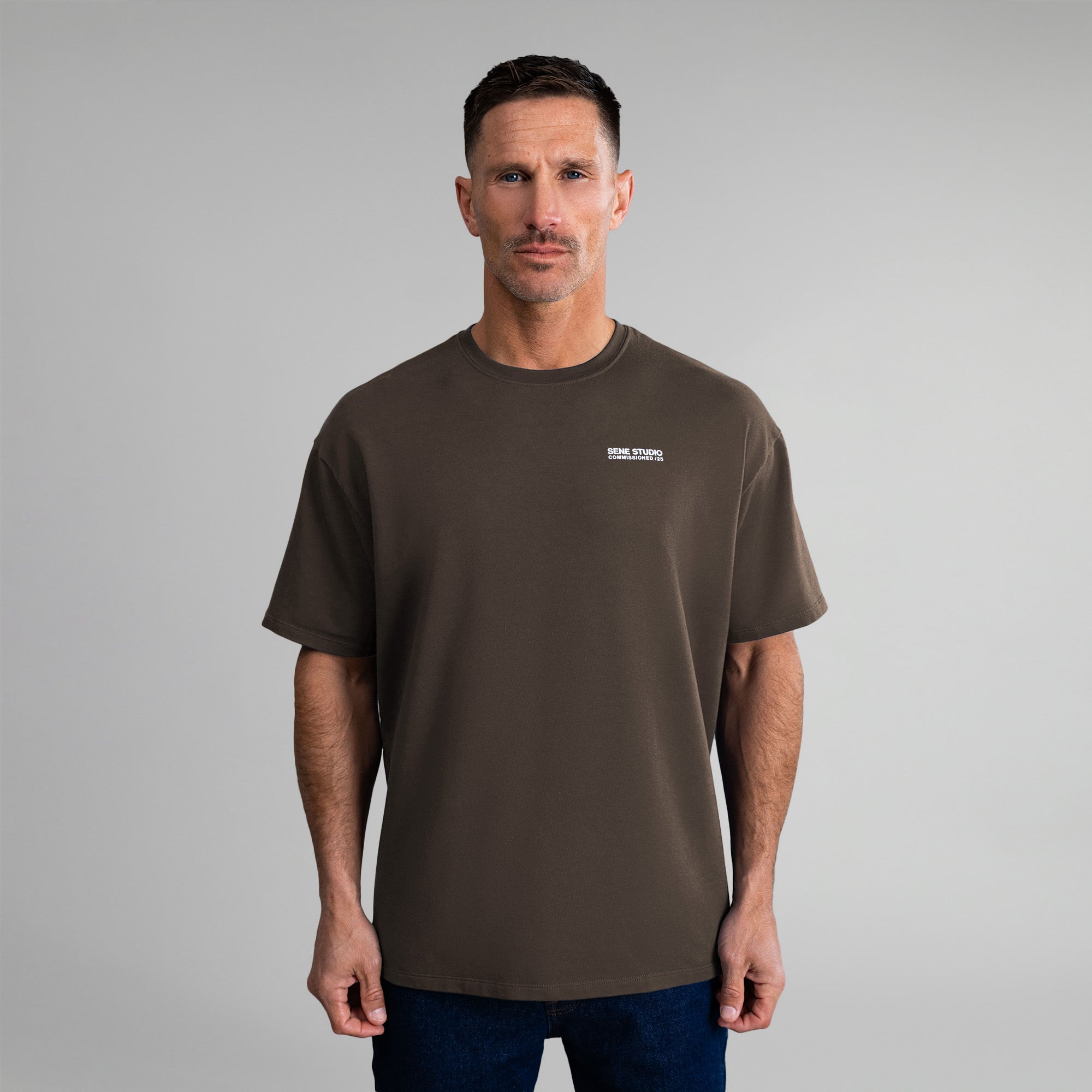 Tags:(6'0" - 180 lbs) custom t-shirt tee model Tyler in Umber