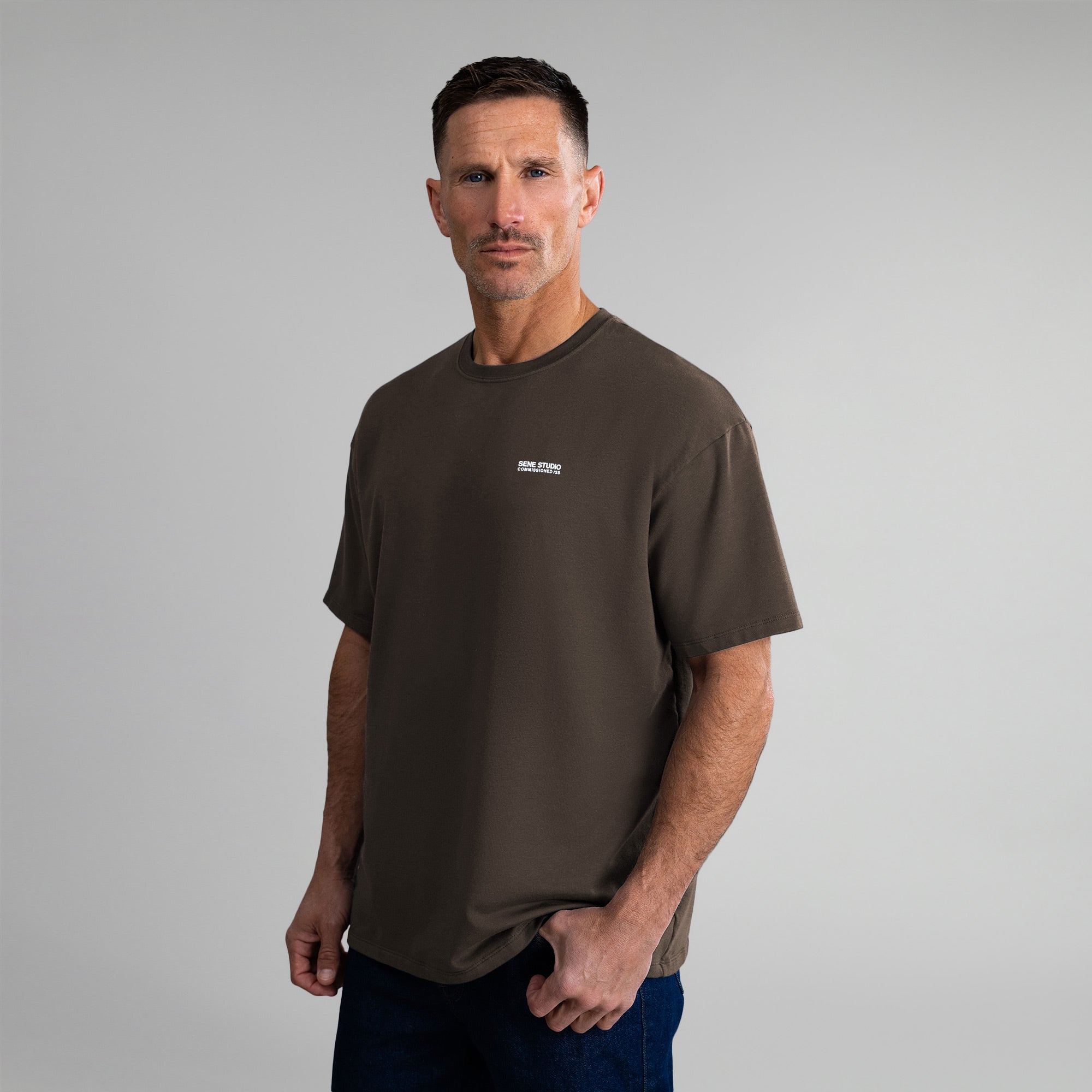Tags:(6'0" - 180 lbs) custom t-shirt tee model Tyler in Umber
