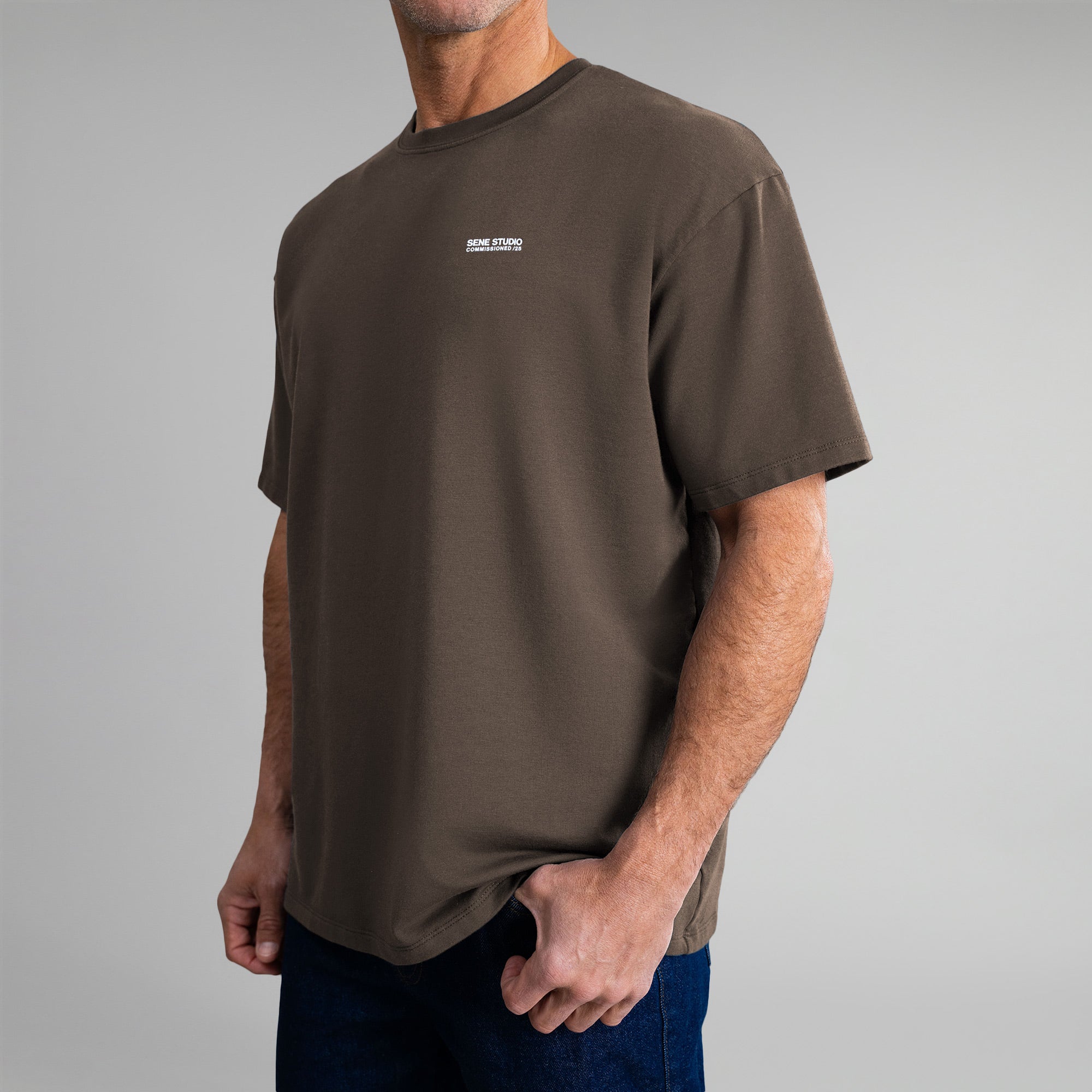 Tags:(6'0" - 180 lbs) custom t-shirt tee model Tyler in Umber