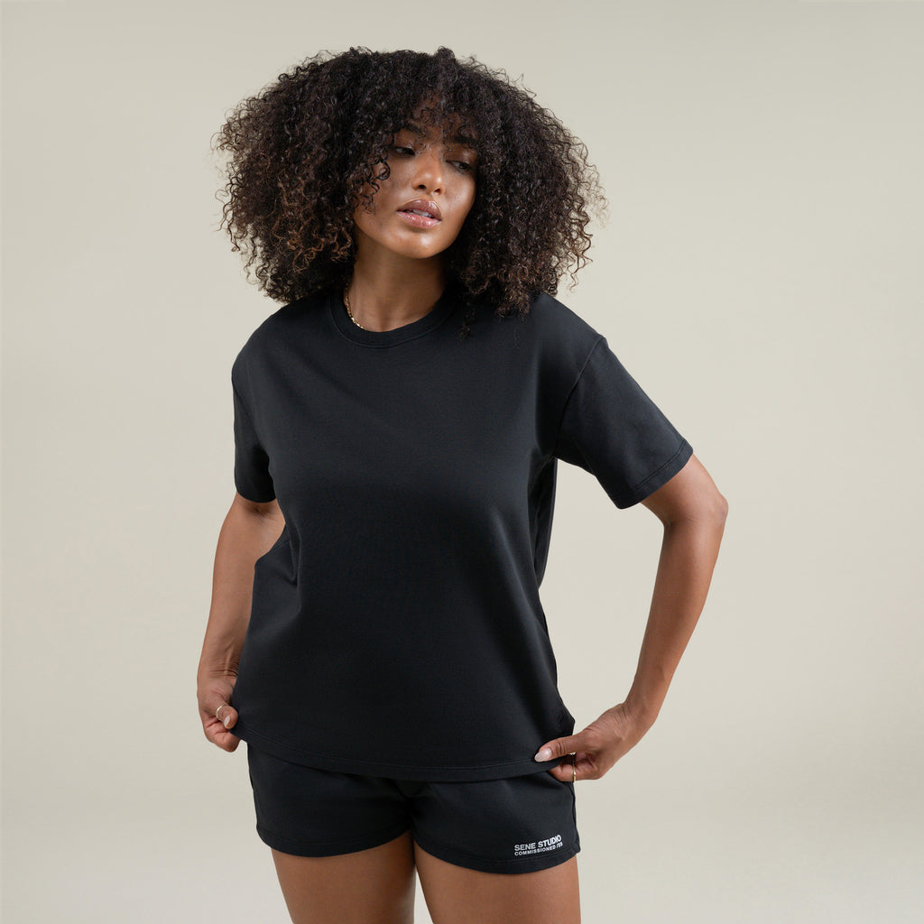  custom t-shirt tee model Melissa in Black