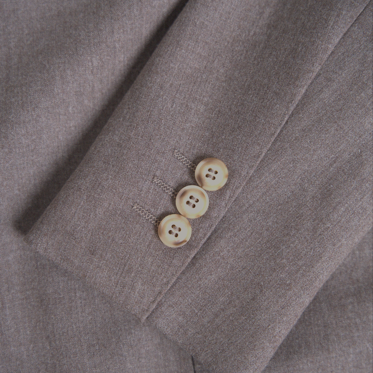 Arden Blazer model Tyler in Weathered Oak