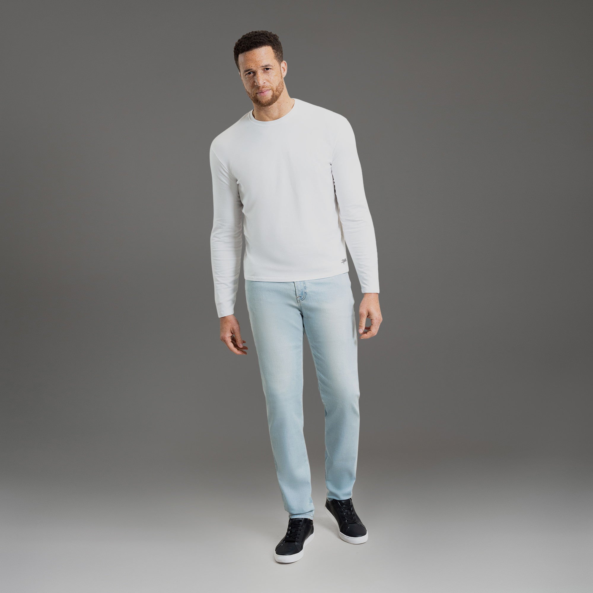 Custom longsleeve t-shirt on model Glen in White