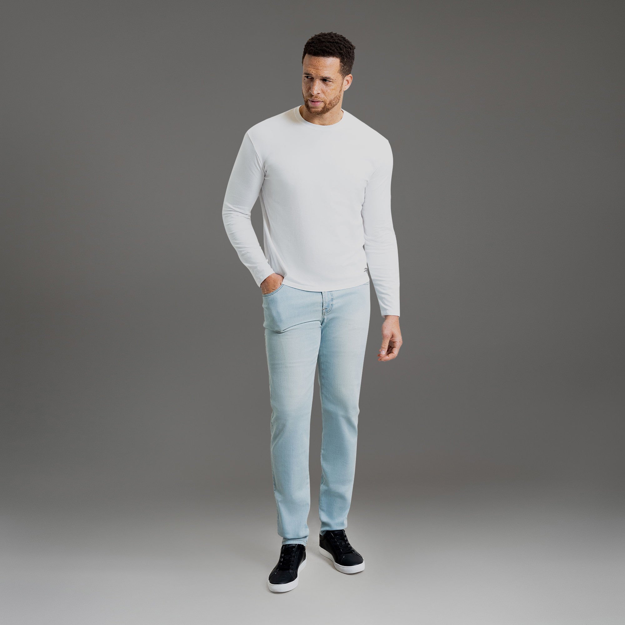 Custom longsleeve t-shirt on model Glen in White