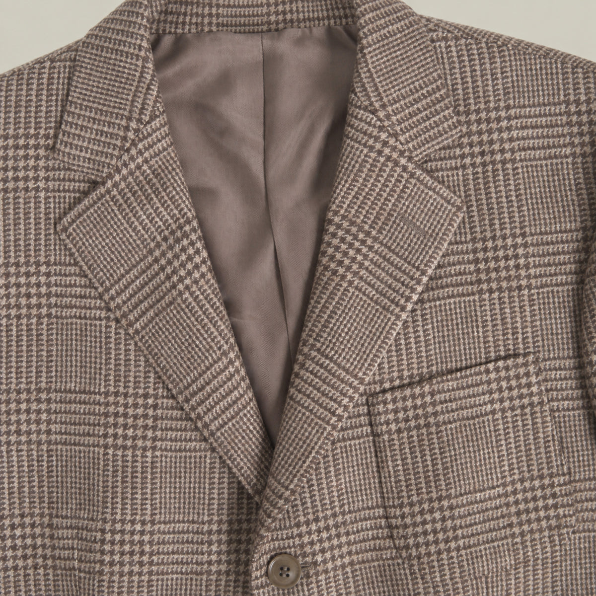 Estate Blazer model Tyler in Manor Glen Check