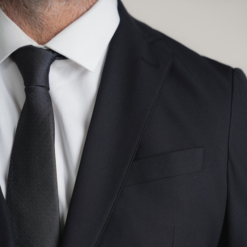 Detailed Lapel Pick-Stitching