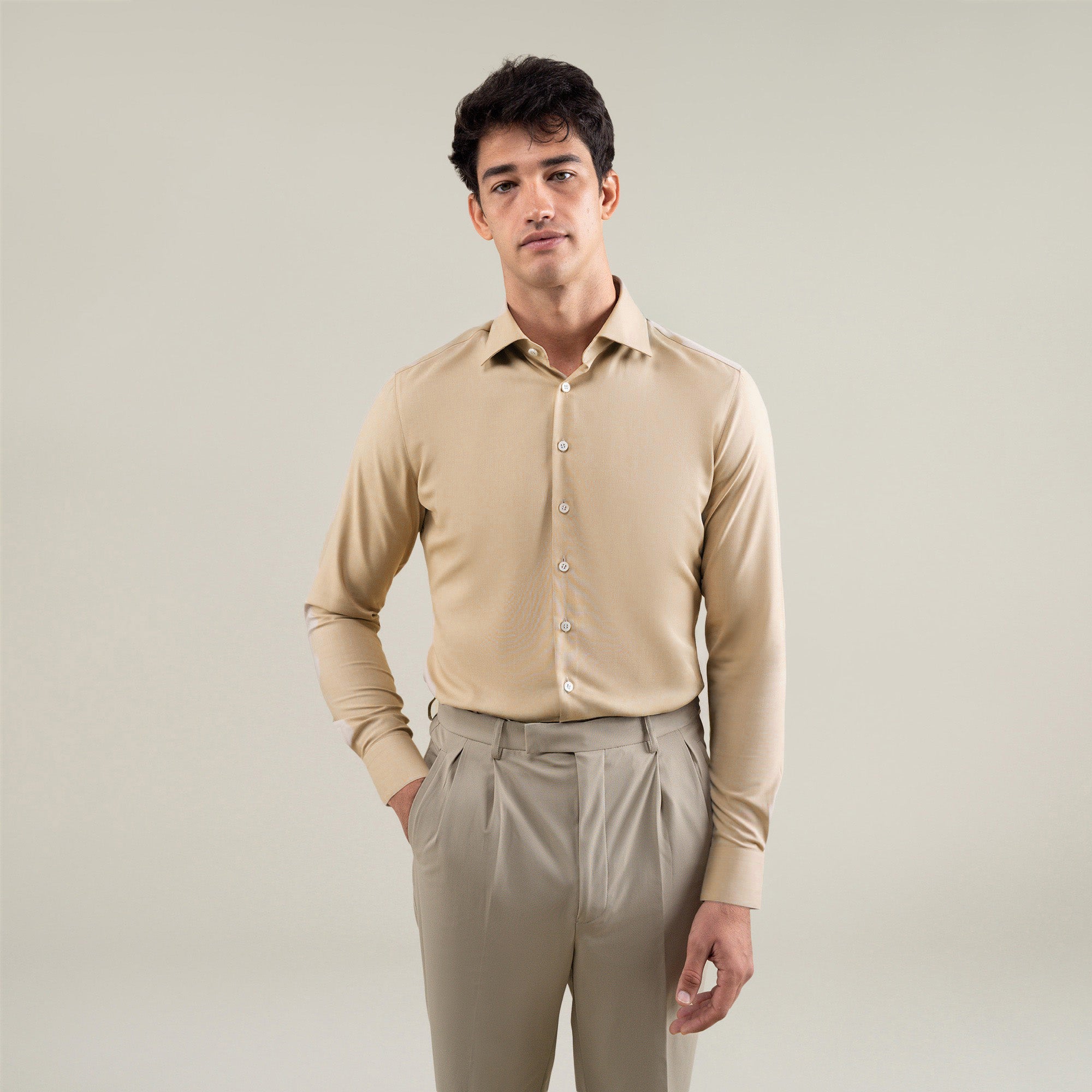 Tags:(6'1"|165) Custom Bespoke Tailored Spread Shirt model Jessey in Khaki BreezeTech