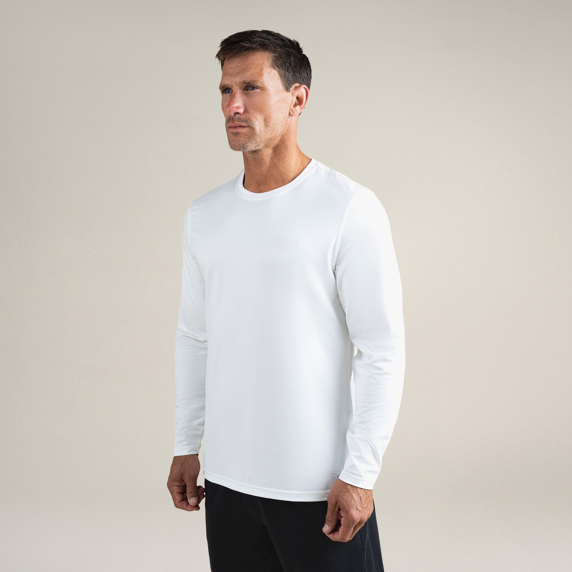 Tags:(6'0"|180 lbs) Custom tee model Tyler in White